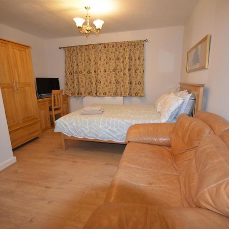 Large Ensuite Room Oxford Exterior photo